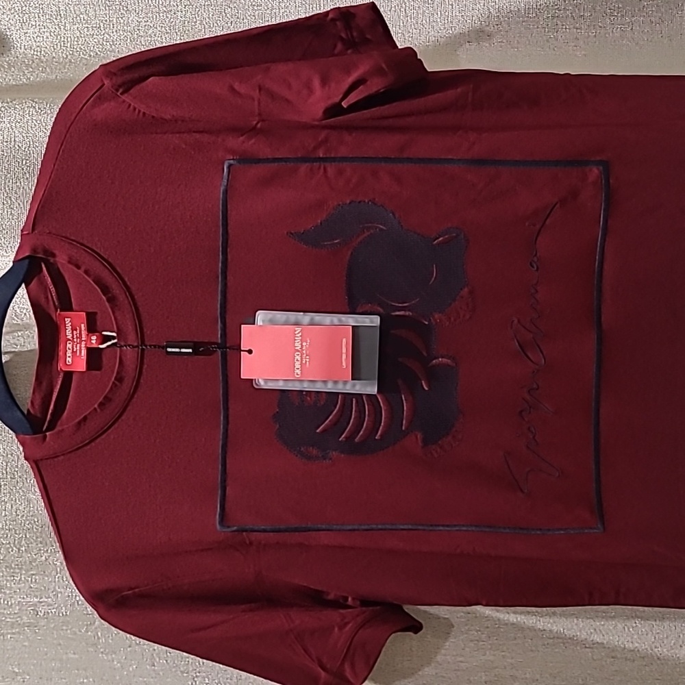 NWT Giorgio Armani Milano Limited Edition Men's T-Shirt Size: 46 S Small Maroon - Picture 1 of 12